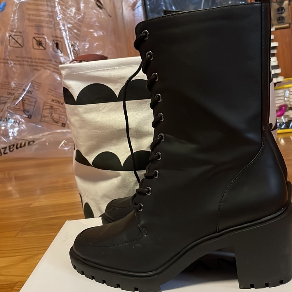 Alfani lace up combat boots - Picture 4 of 11